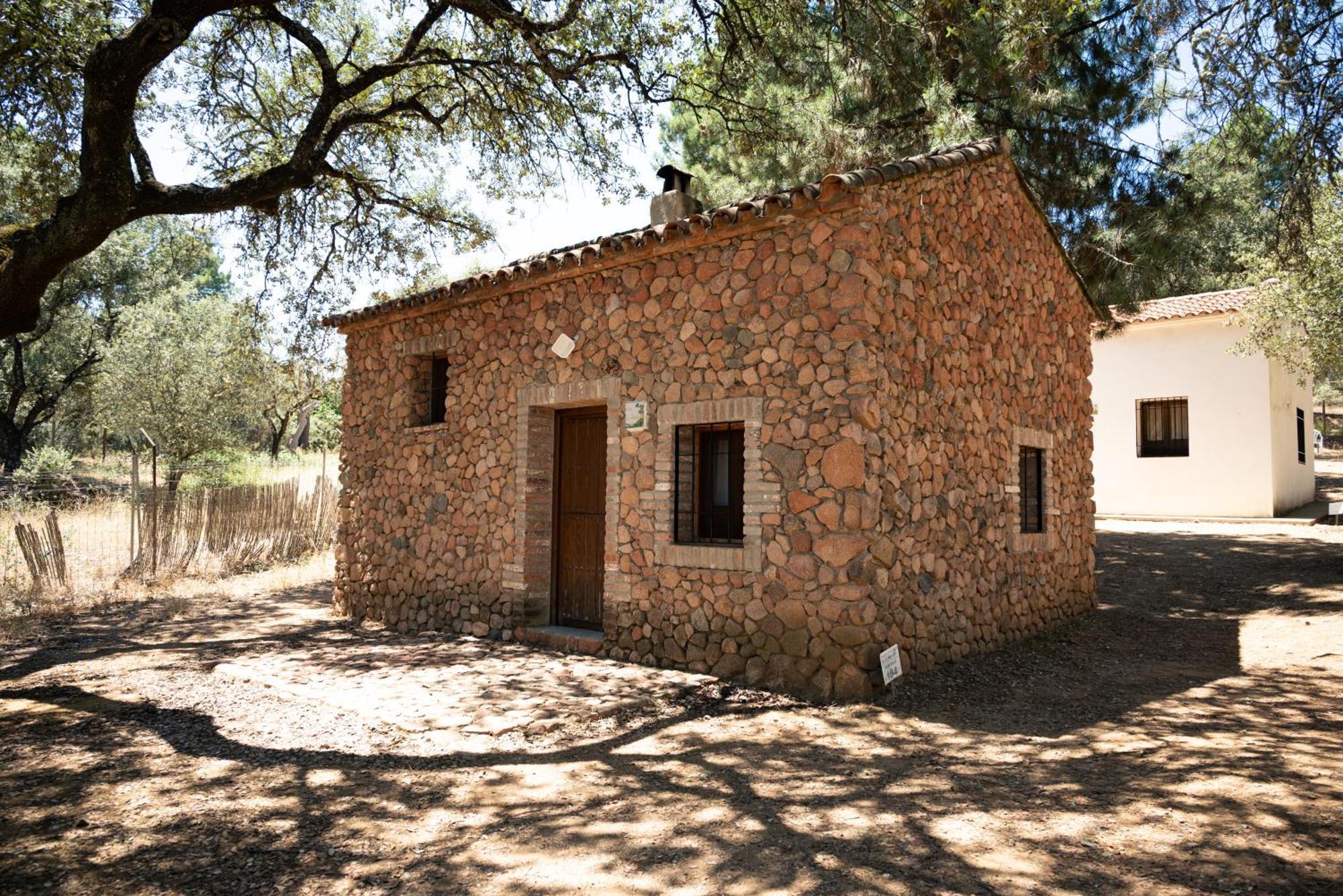 Bungalows Camping Jimmy Jones Villaviciosa de Córdoba Esterno foto